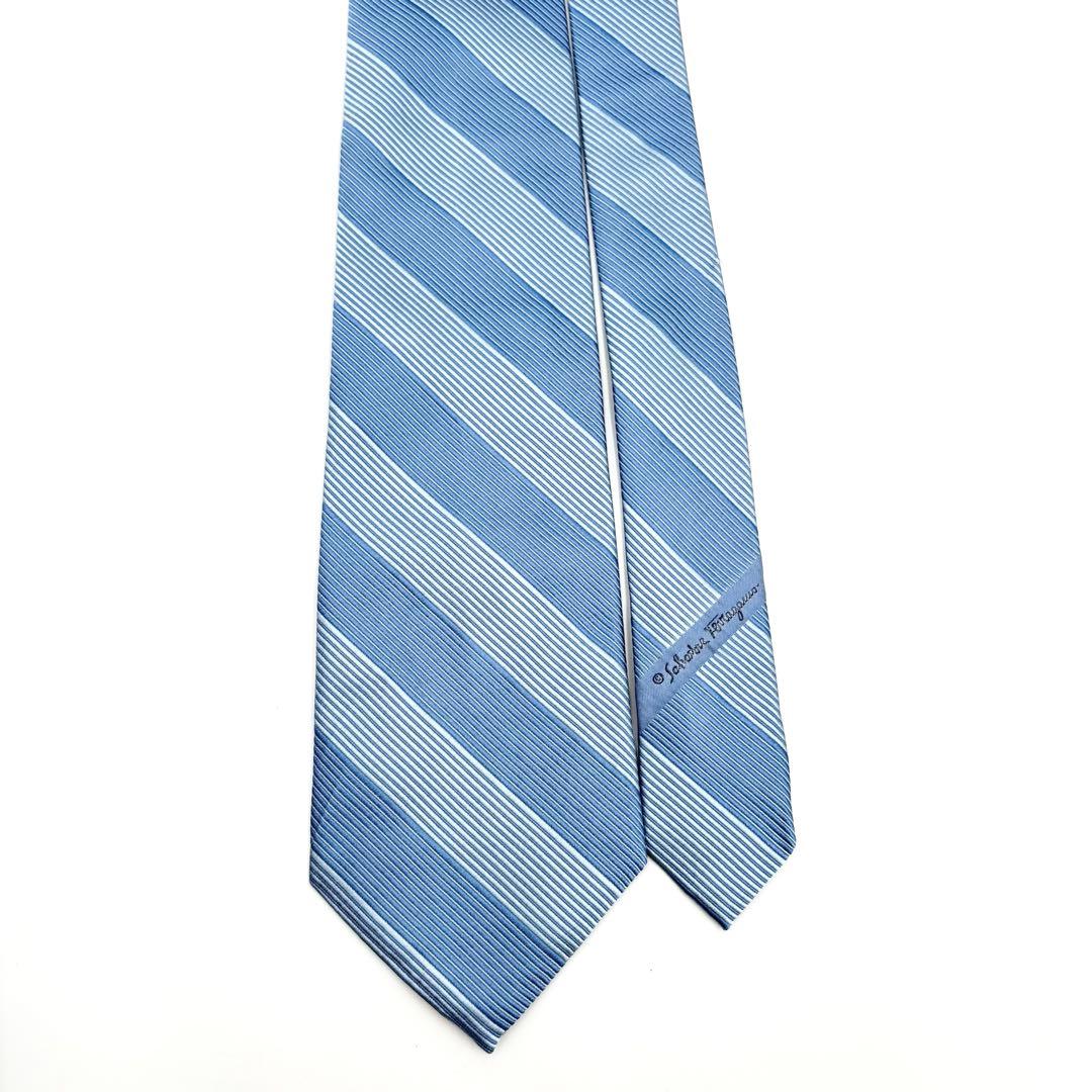 【未使用タグ付】フェラガモ ネクタイ リブジャカード織 ストライプ ブルー