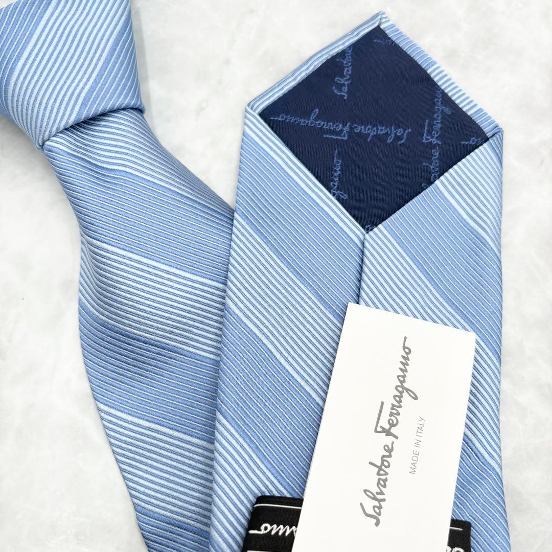 【未使用タグ付】フェラガモ ネクタイ リブジャカード織 ストライプ ブルー