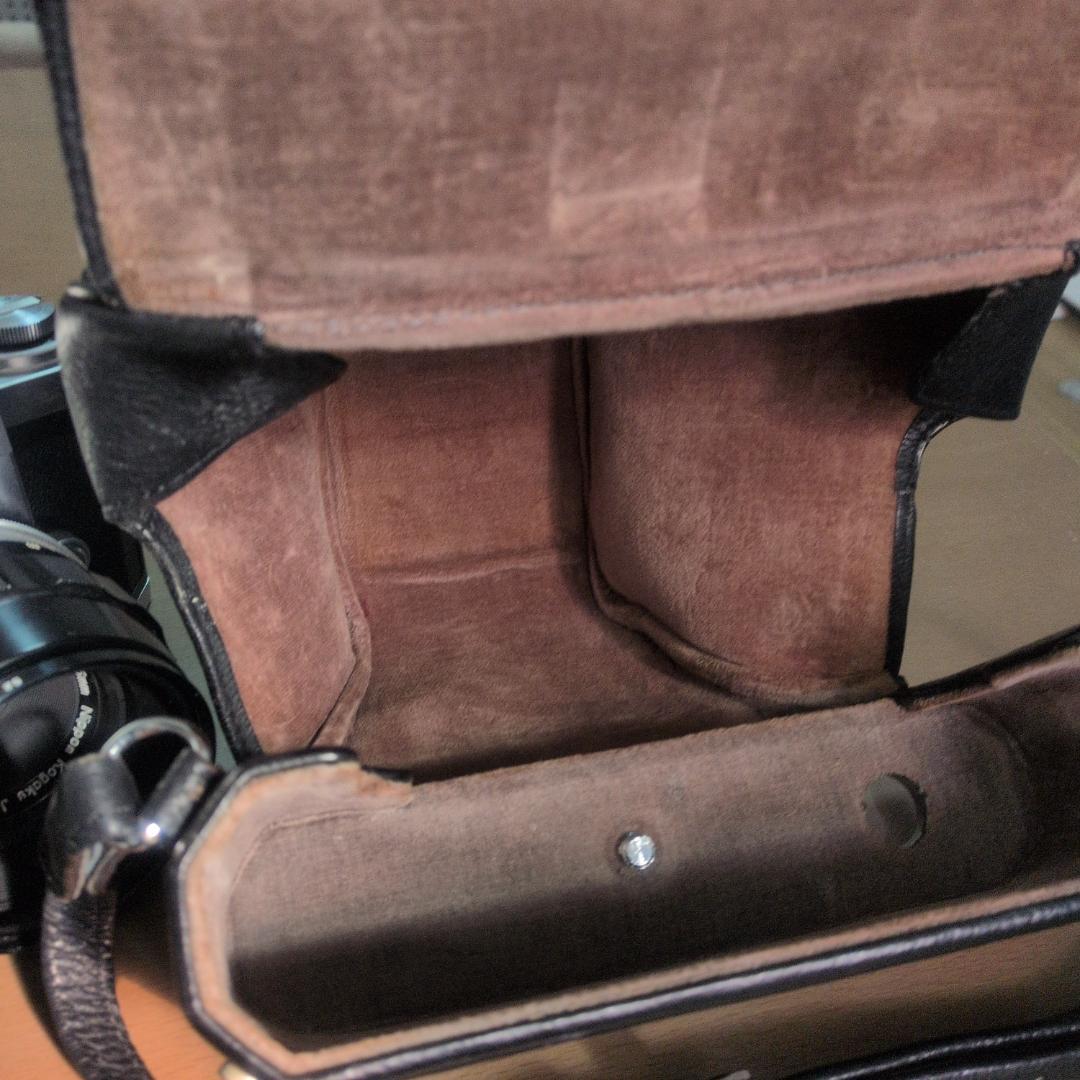 Nikon F、Micro-Nikkor Auto 55mm（レンズ・カバー付