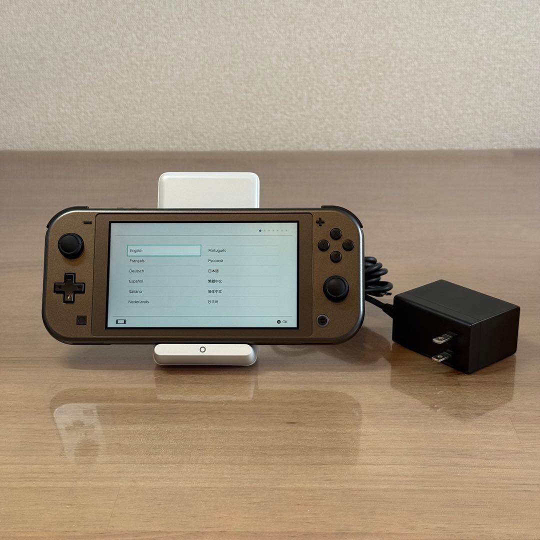 6-242【美品】Switch LITE ディアルガ・パルキア