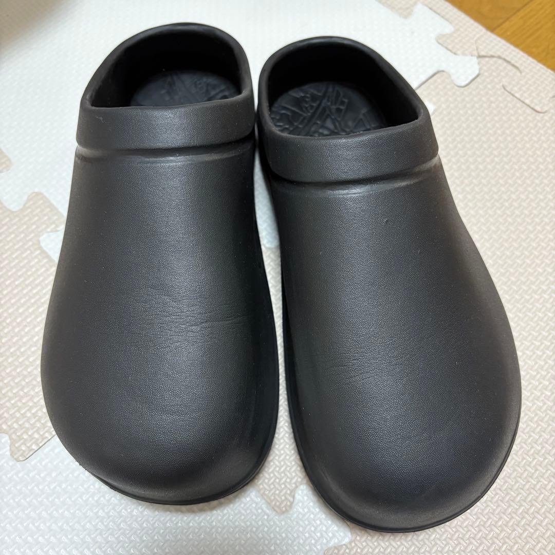 rakubaki イージーサボ　ブラック　M (23〜24cm)