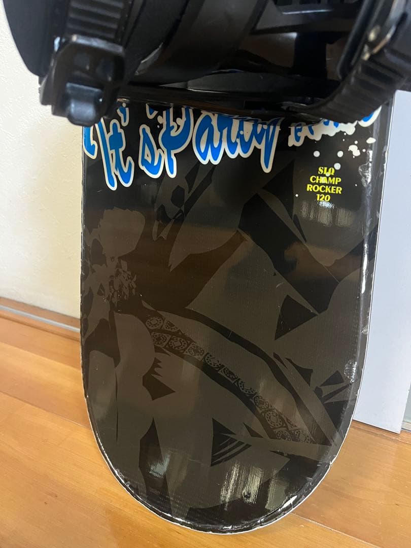 値下　子供　SLQ スノーボード 120cm バインディング・収納ケース付き