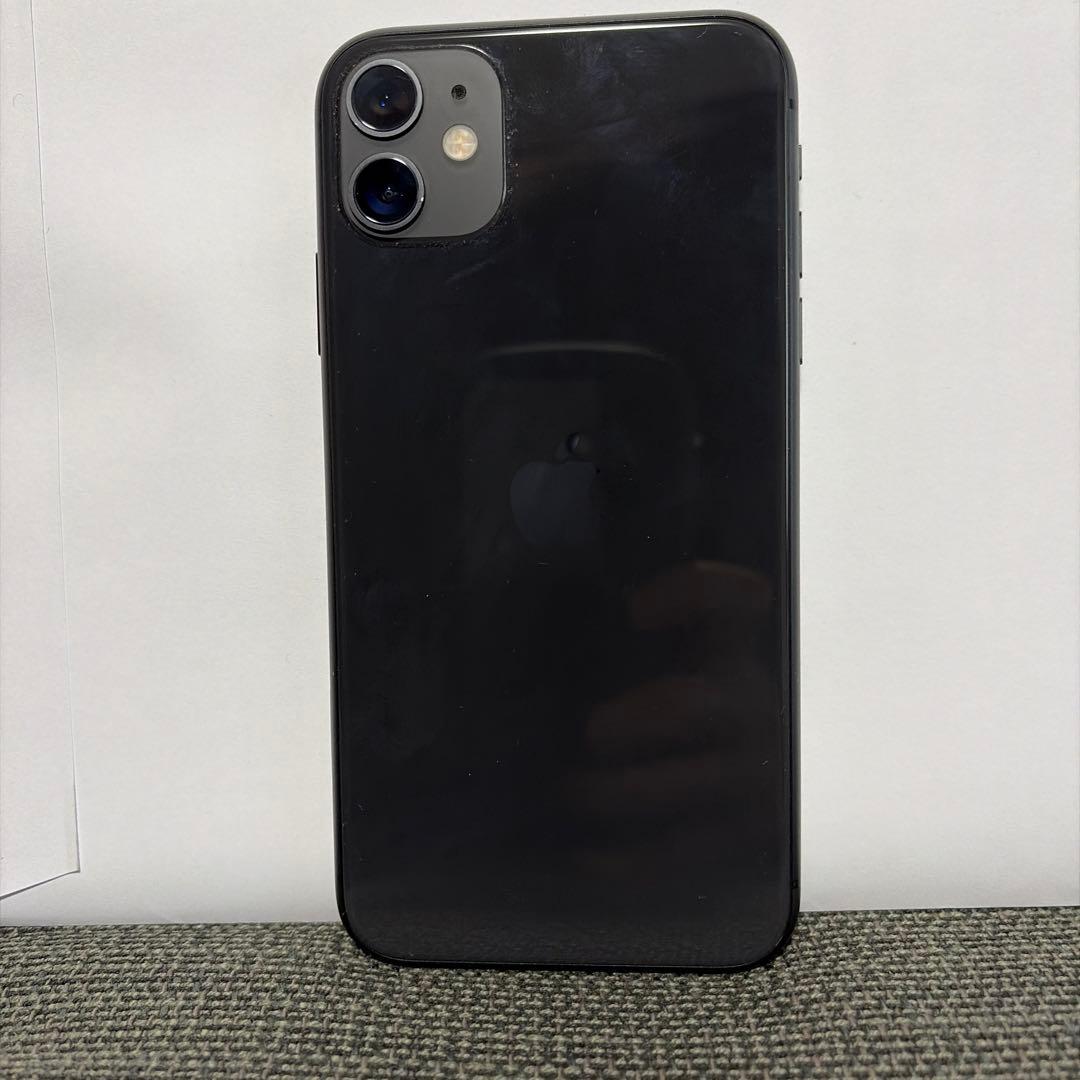 【週末限定値下げ】Apple iPhone 11 64GB