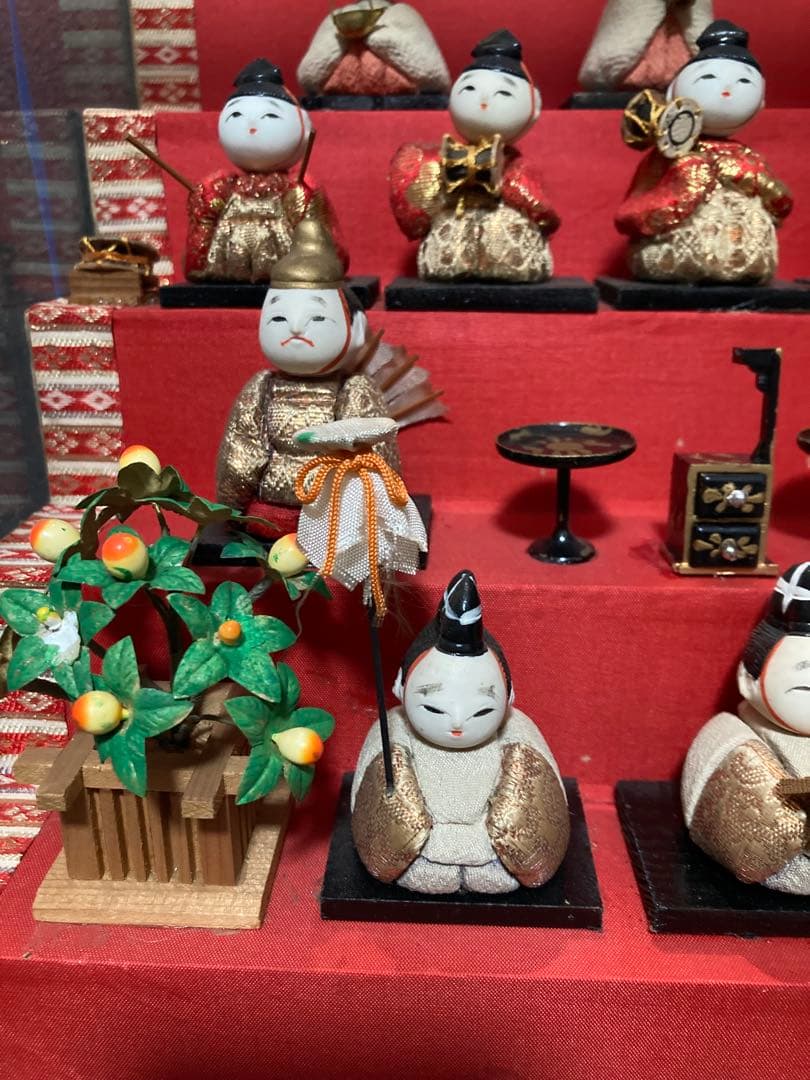 雛人形　木目込み豆雛　ガラスケース入り