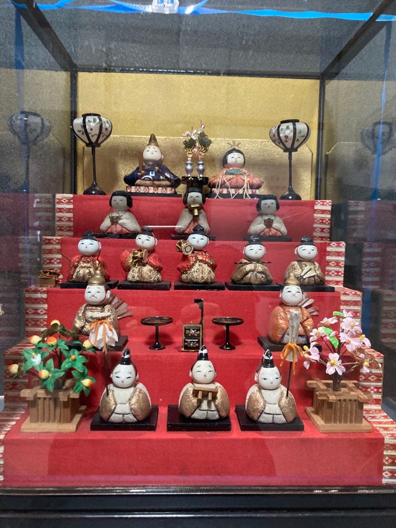 雛人形　木目込み豆雛　ガラスケース入り