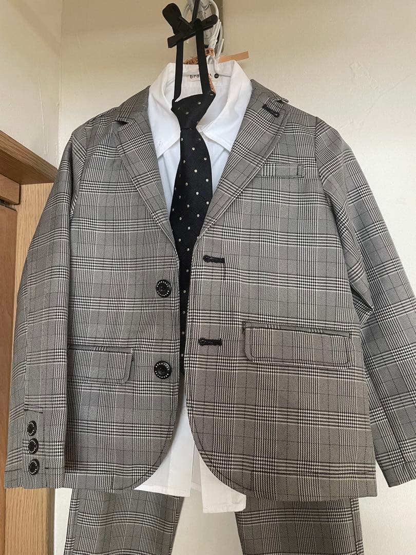 branshes ブランシェス　フォーマルスーツ4点　美品　120 男の子