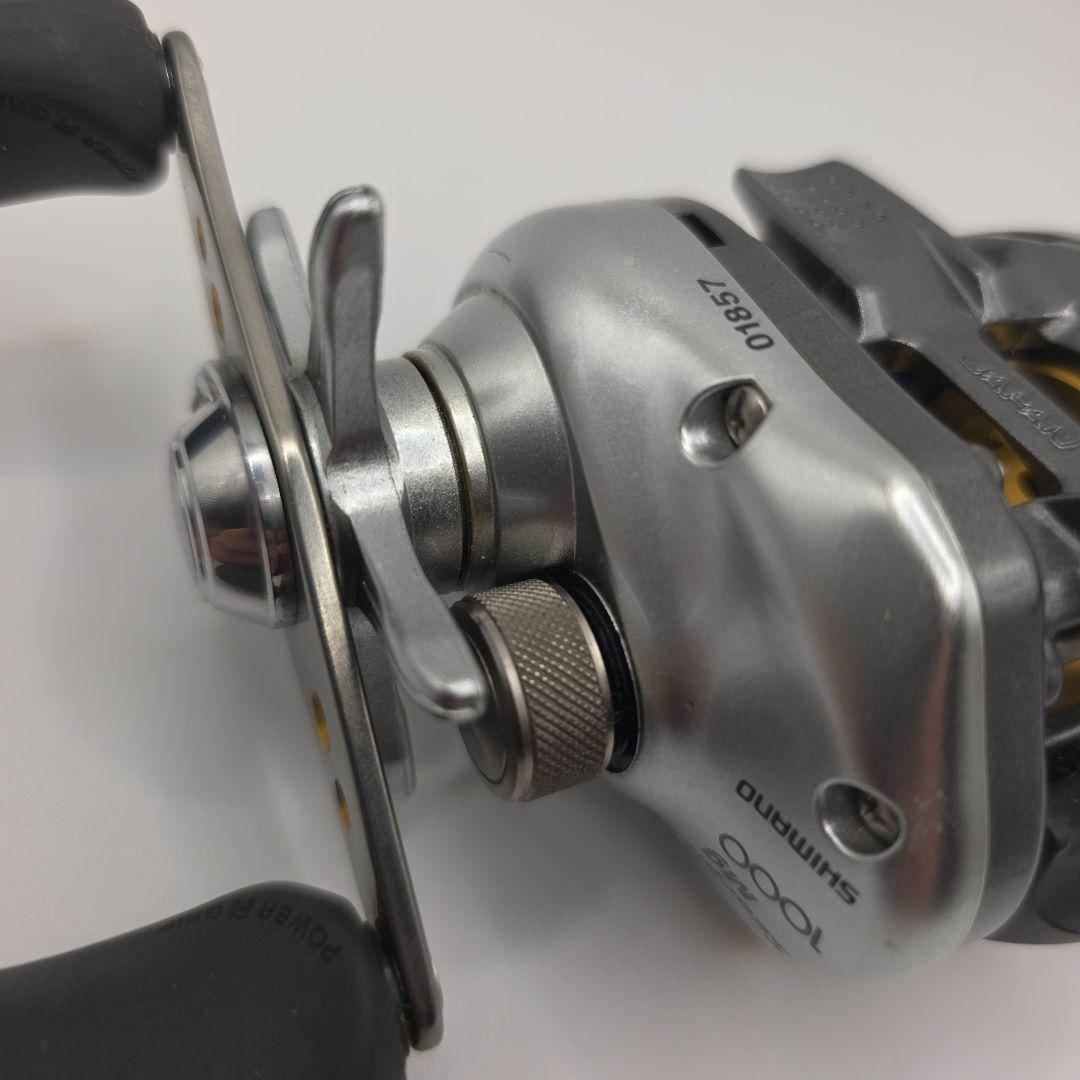 T66 シマノ 04スコーピオンMg1000