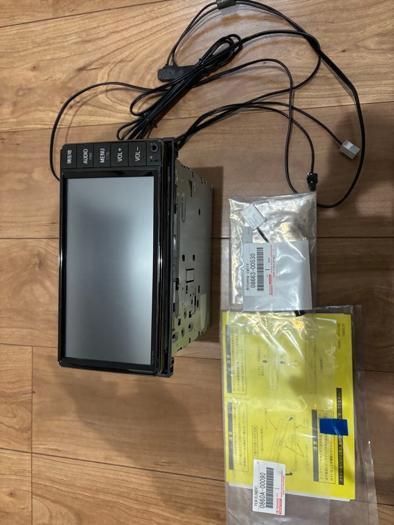 nscn-w68 トヨタ純正ナビ　アンテナ付き　セキュリティ解除済み