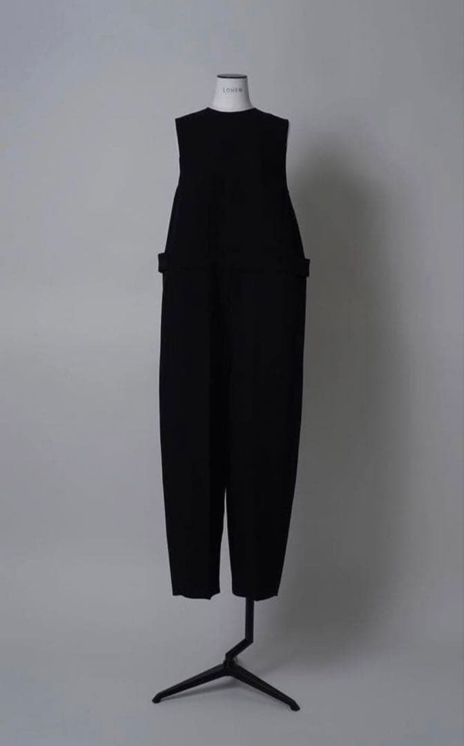 LOHEN ローヘンダブルクロスコクーンオールインワン ブラック　サイズ38