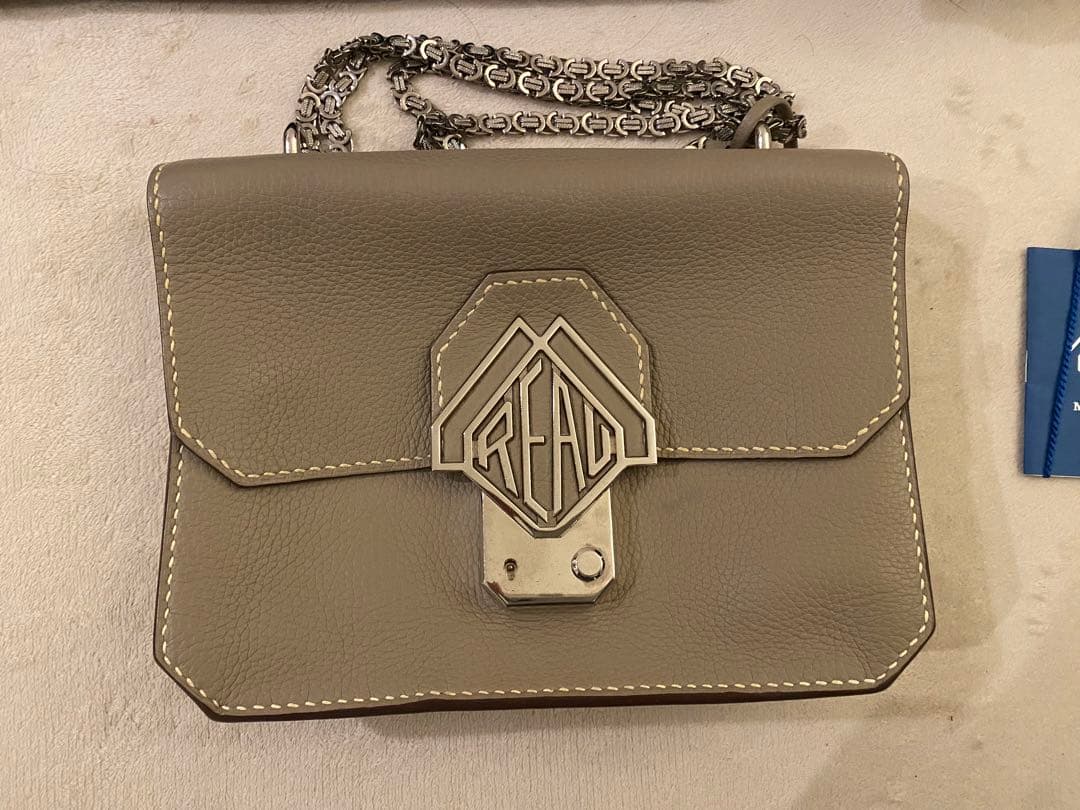 MOREAU PARIS ショルダーバッグ チェーンストラップ付き