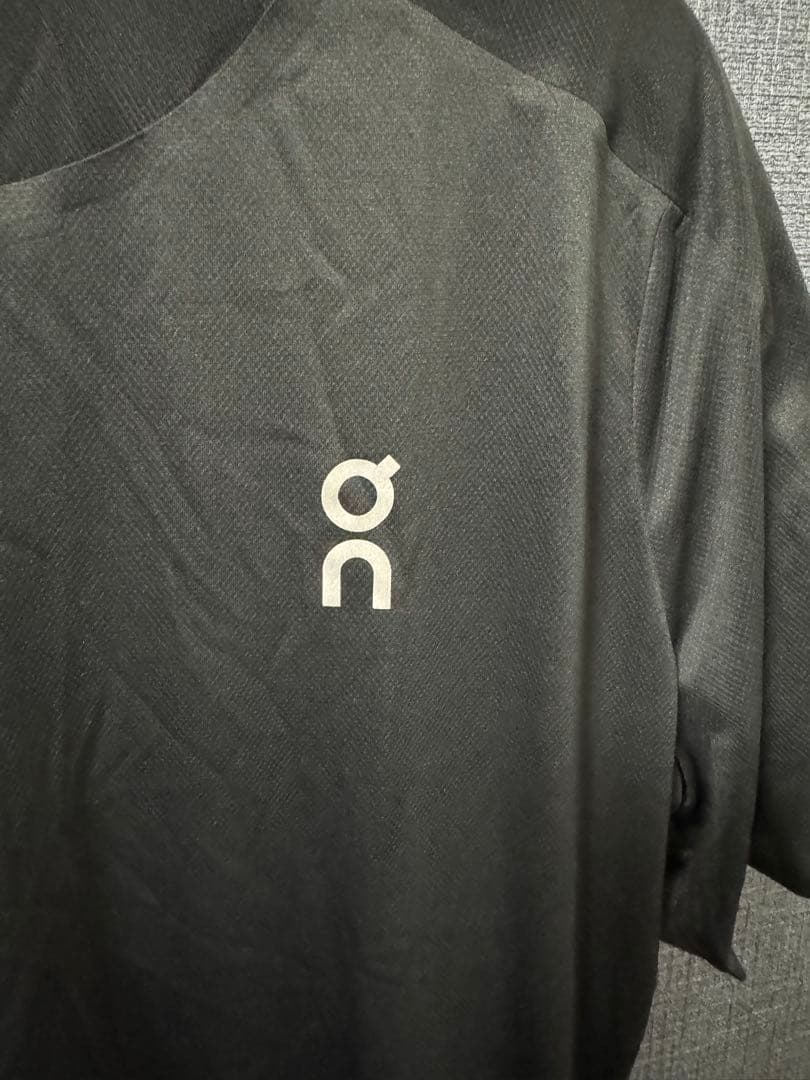 onトレーニングウェア上下セット　メンズS