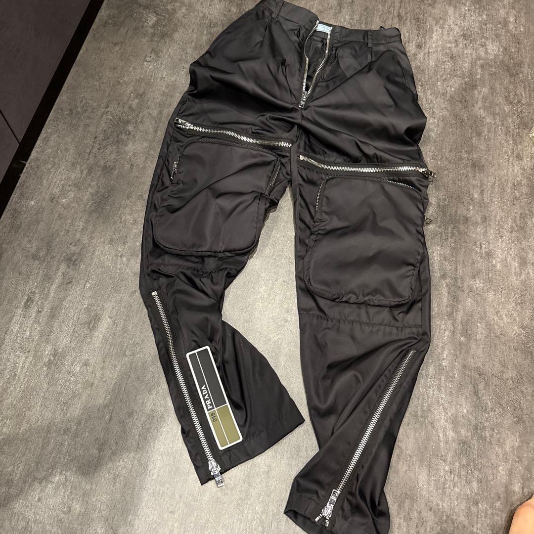 プラダ　PRADA ナイロンパンツ