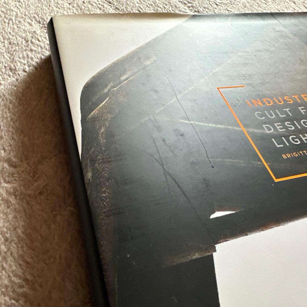 洋書 Industrial chic