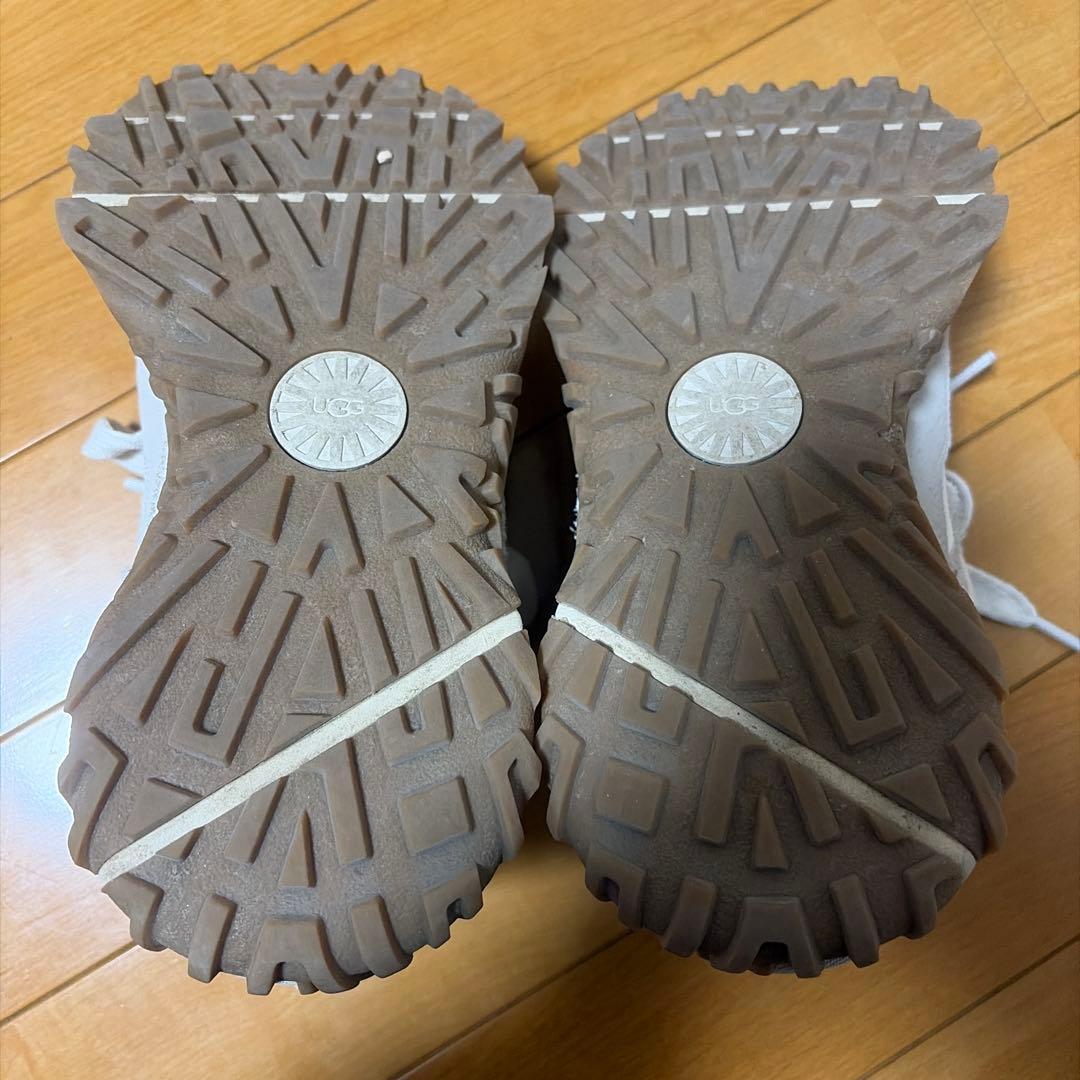 UGG スニーカー