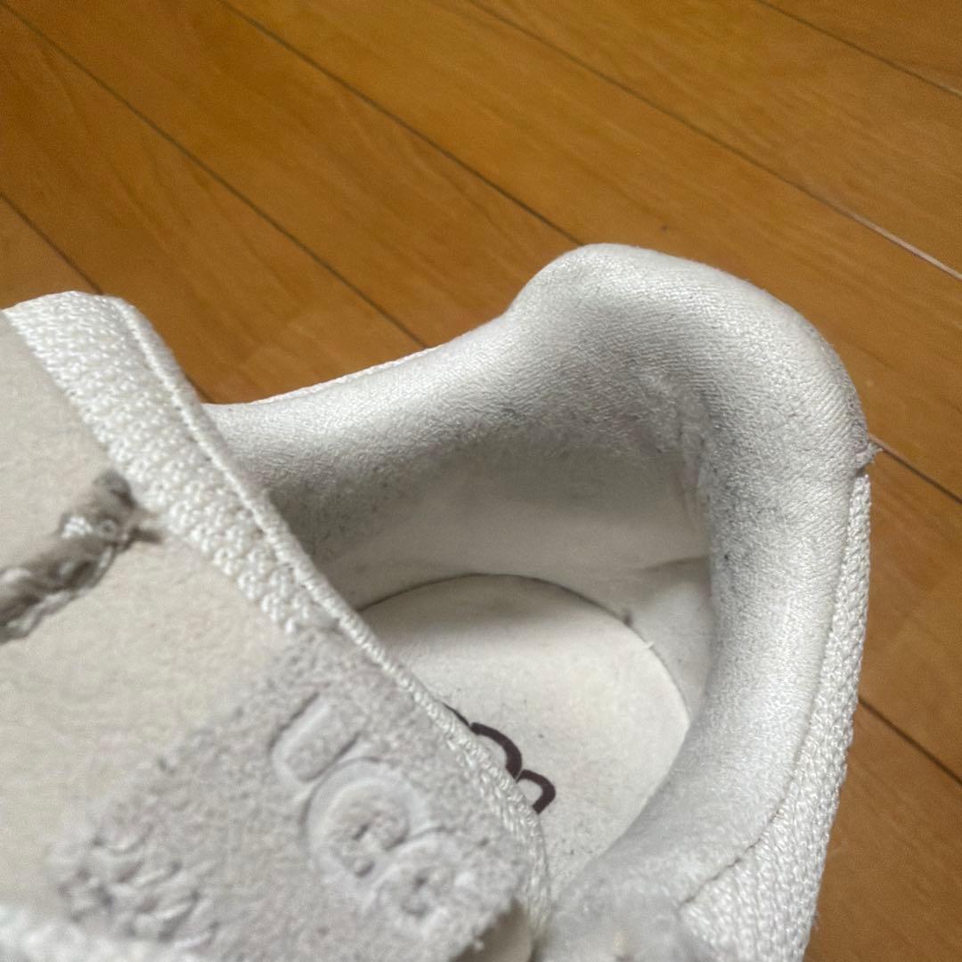 UGG スニーカー