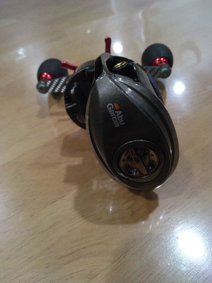 アブガルシア　レボALT　ZPIハンドル　シルバー　スタードラグ仕様