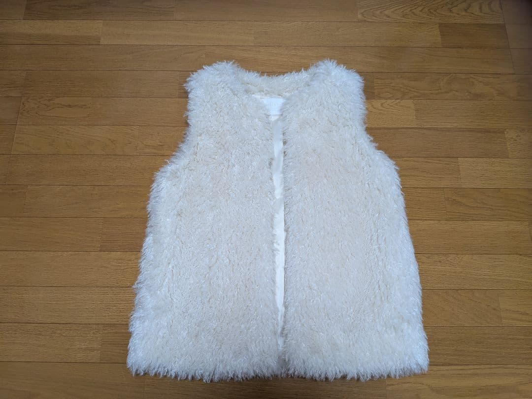 【新品未使用品】 Ballsey プードルファー クルーネックジレ タグ有り