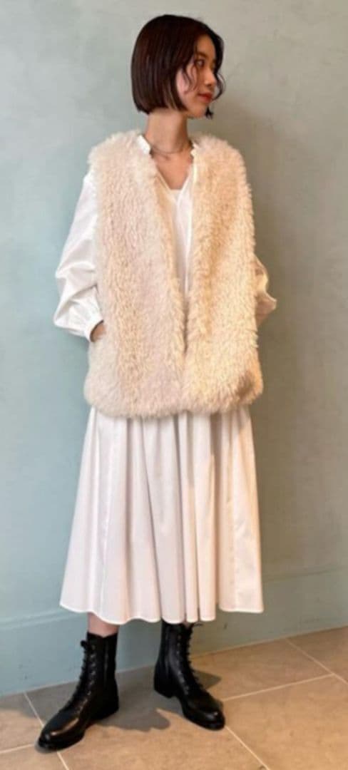 【新品未使用品】 Ballsey プードルファー クルーネックジレ タグ有り