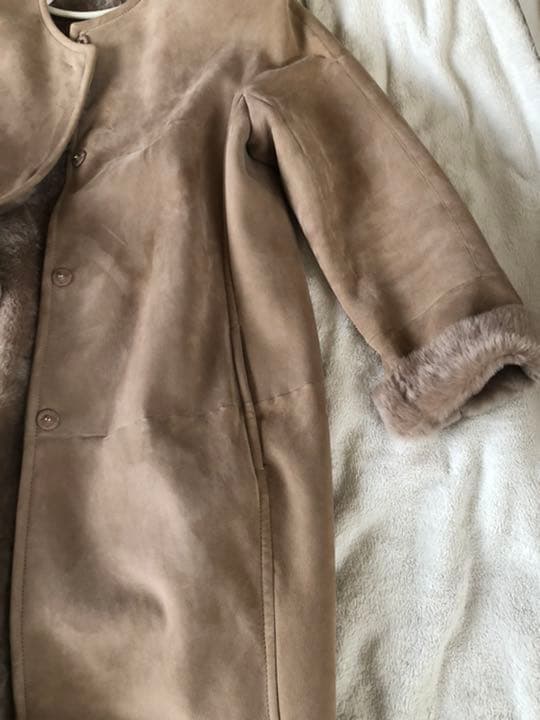 マックスマーラの　ムートンコート