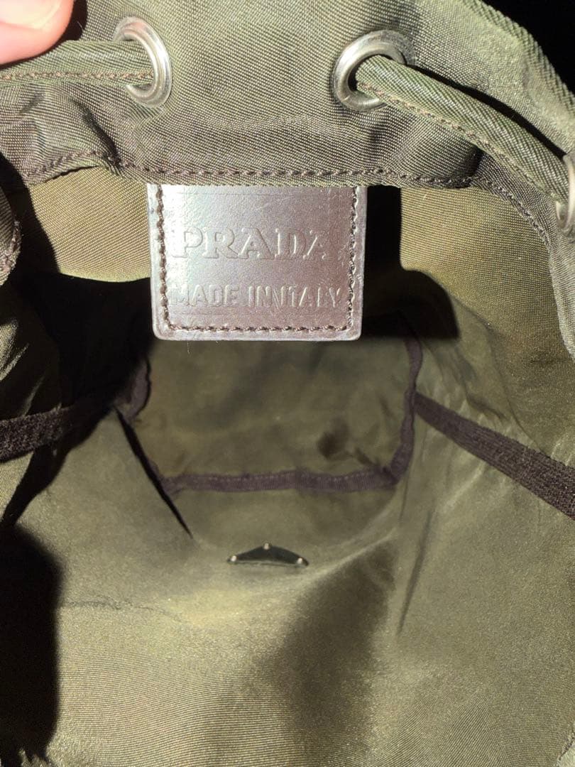 PRADA/プラダ オリーブグリーン ポーチ（巾着）