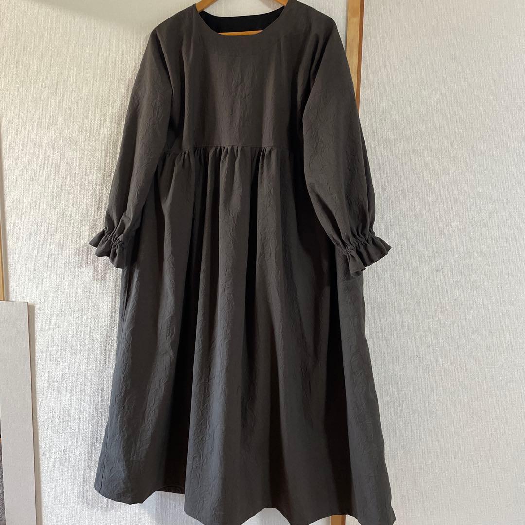 あんおでん♪様　ワッシャー　キャンディーお袖のワンピース