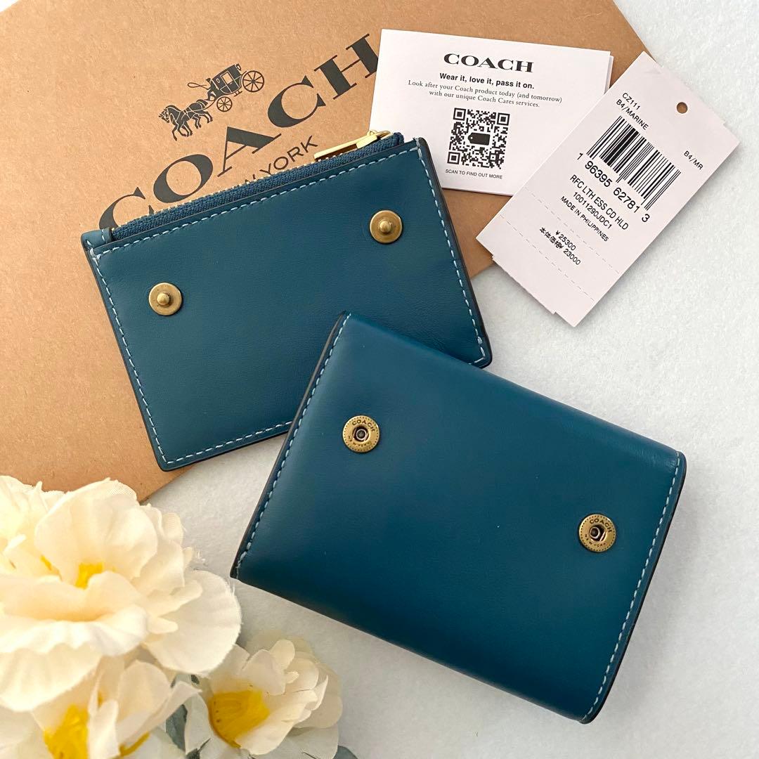 新品　正規品☆COACH コーチ　折り財布　グリーン　三つ折り財布