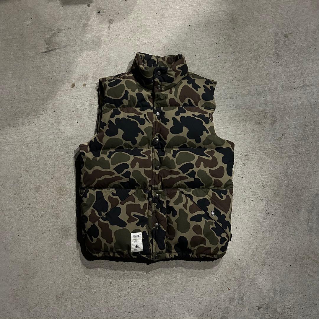 ADDICT 迷彩柄 ダウンベスト