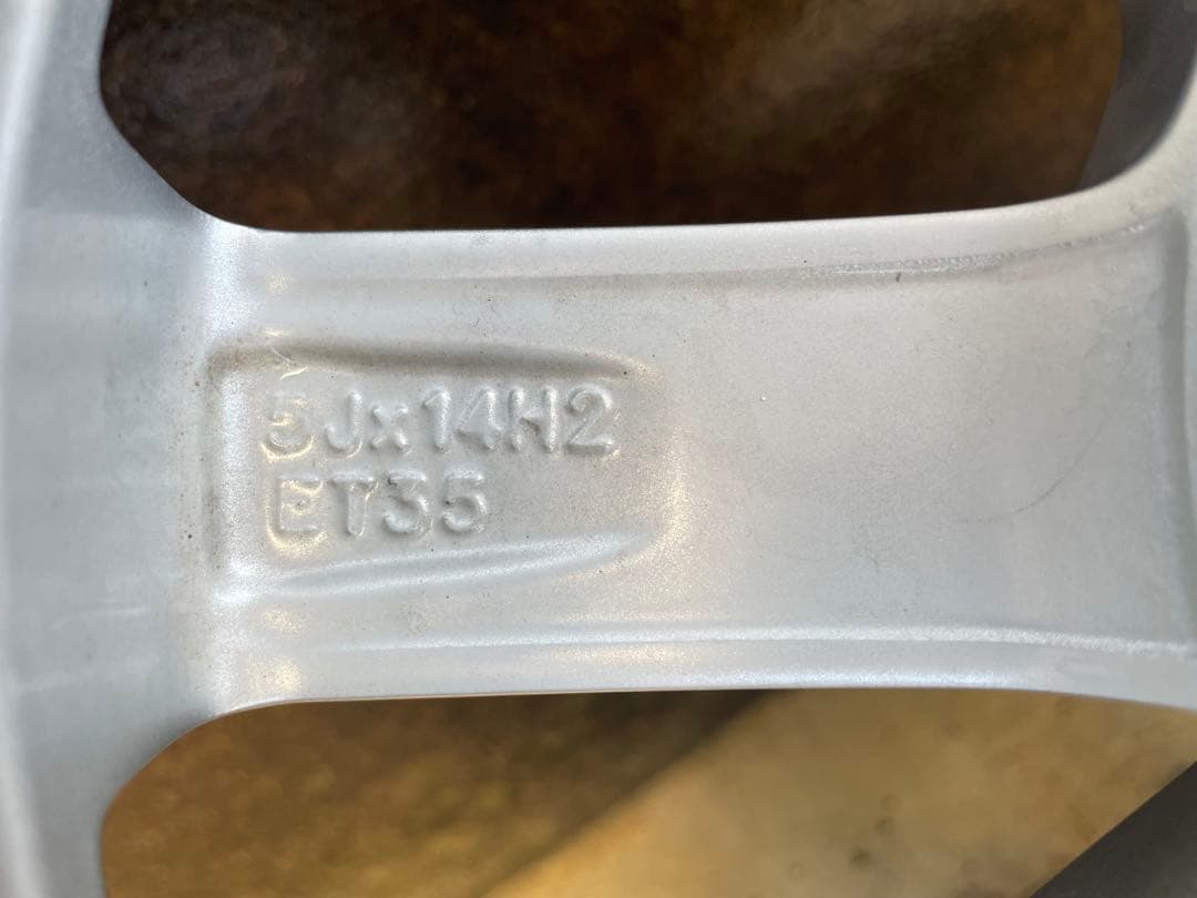 s*y様 期間限定　着払or直接引取　アルミホイール　UP！　VW　14インチ