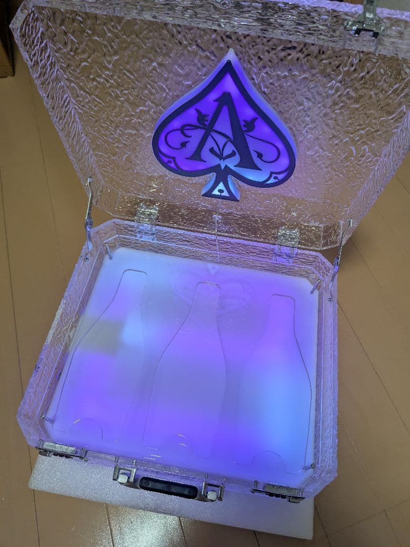 ボトルケース　LED　アルマンド アタッシュケース ディスプレイ シャンパン