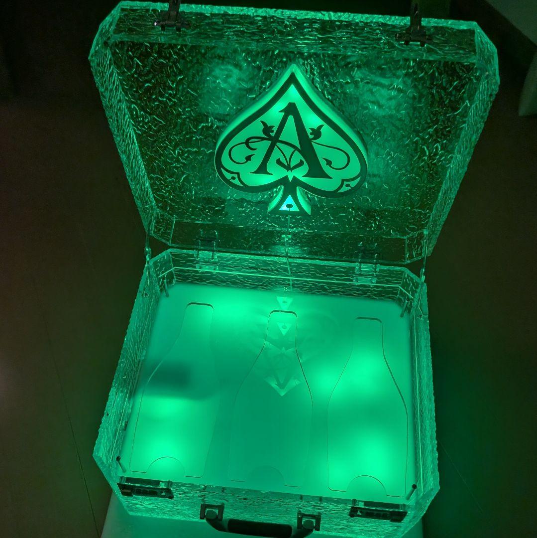 ボトルケース　LED　アルマンド アタッシュケース ディスプレイ シャンパン