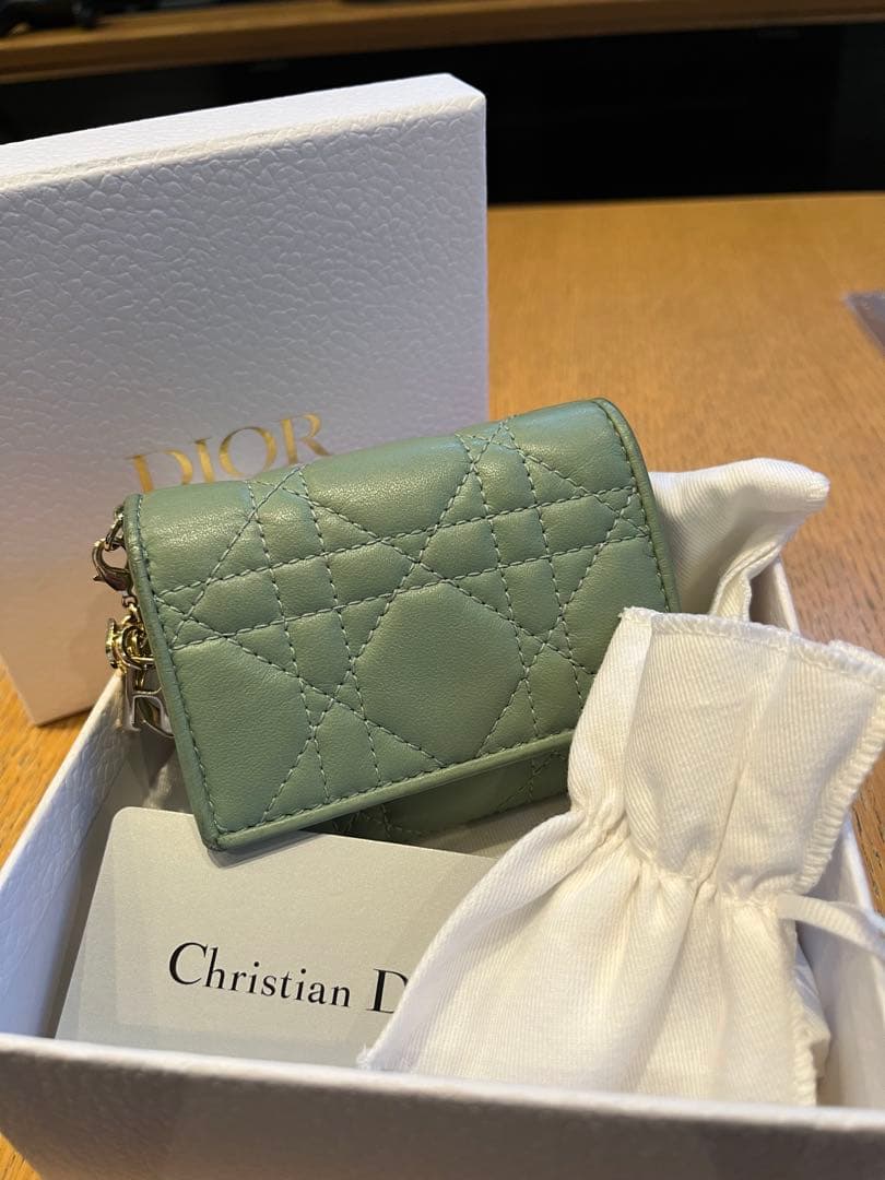 M*a様 レディーディオール　ロータスウォレット　グリーンレザー