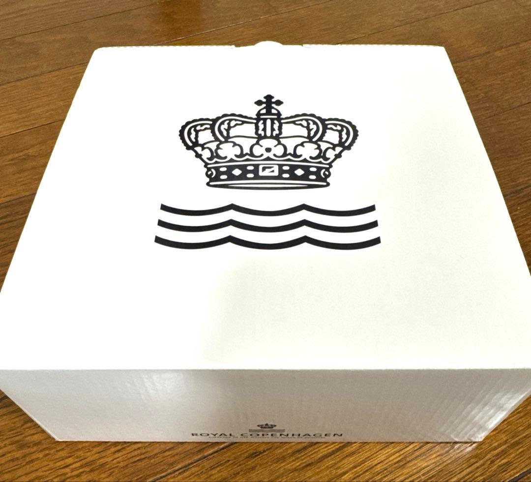 新品　ロイヤルコペンハーゲン　ブルーフルーテッドハーフレース　ケーキディッシュ