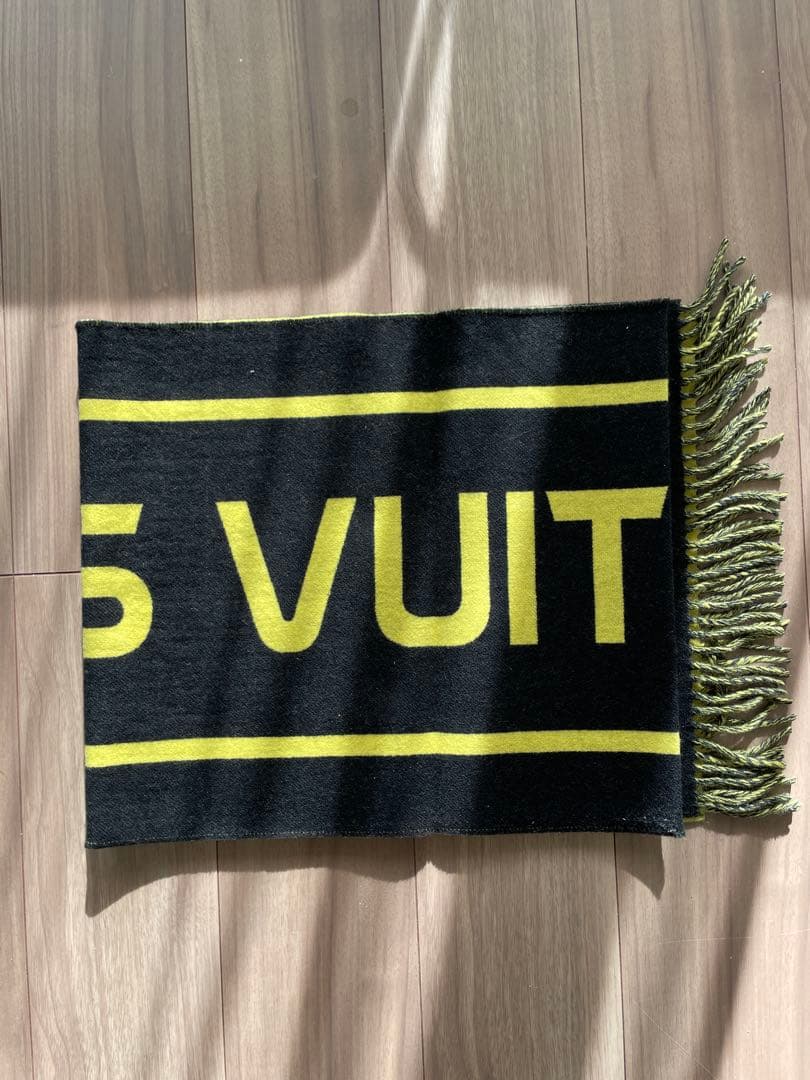 【入手困難】LOUIS VUITTON ルイ・ヴィトン マフラー MP2234