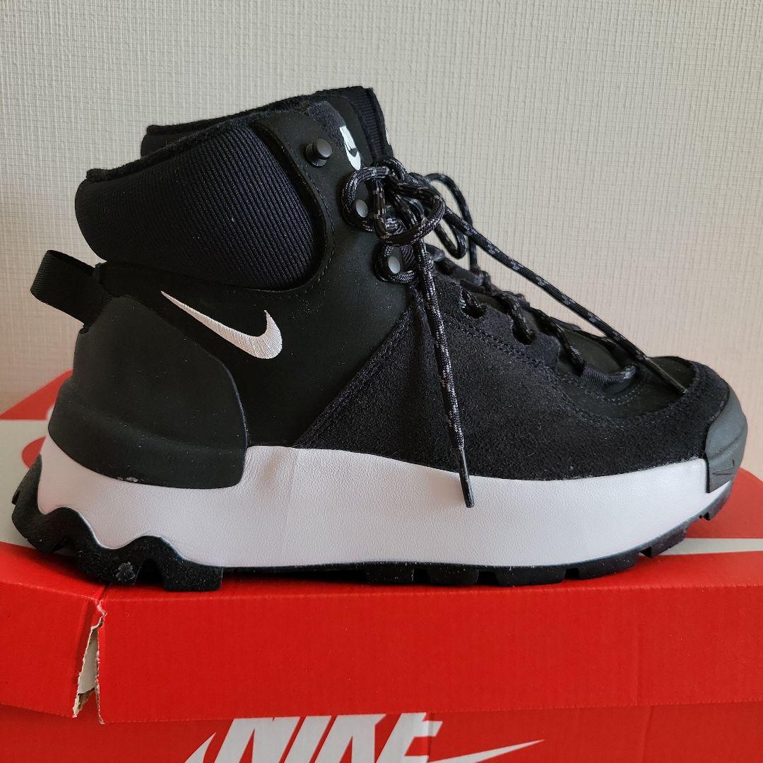本日限定値下げ！新品未使用　NIKE　シティクラッシックブーツ　24