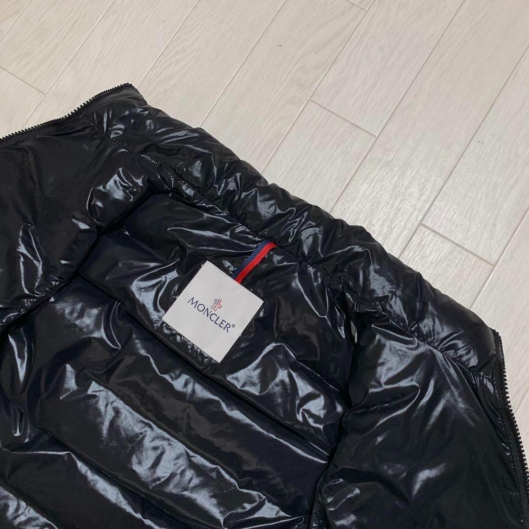極美品⭐️MONCLER GHANY ブラック ダウンベスト　4D163