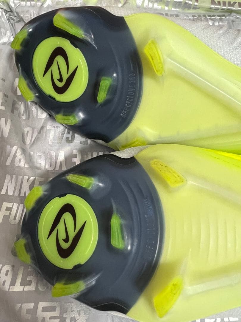 Nike サッカーシューズ グレー/イエロー