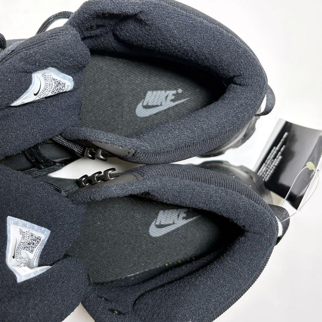 新品未使用☆NIKE 厚底 スニーカー トリプルブラック ブーツ 23.5cm