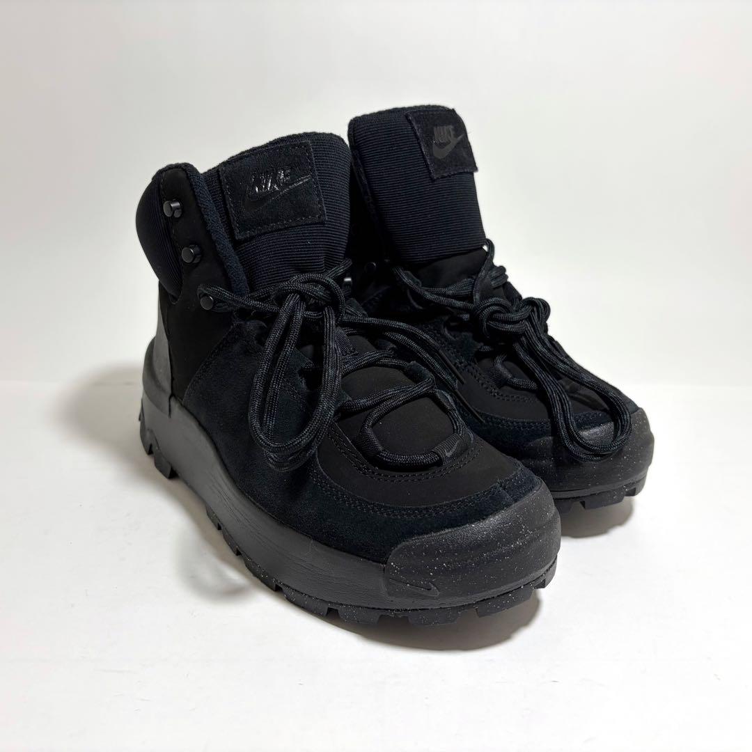 新品未使用☆NIKE 厚底 スニーカー トリプルブラック ブーツ 23.5cm