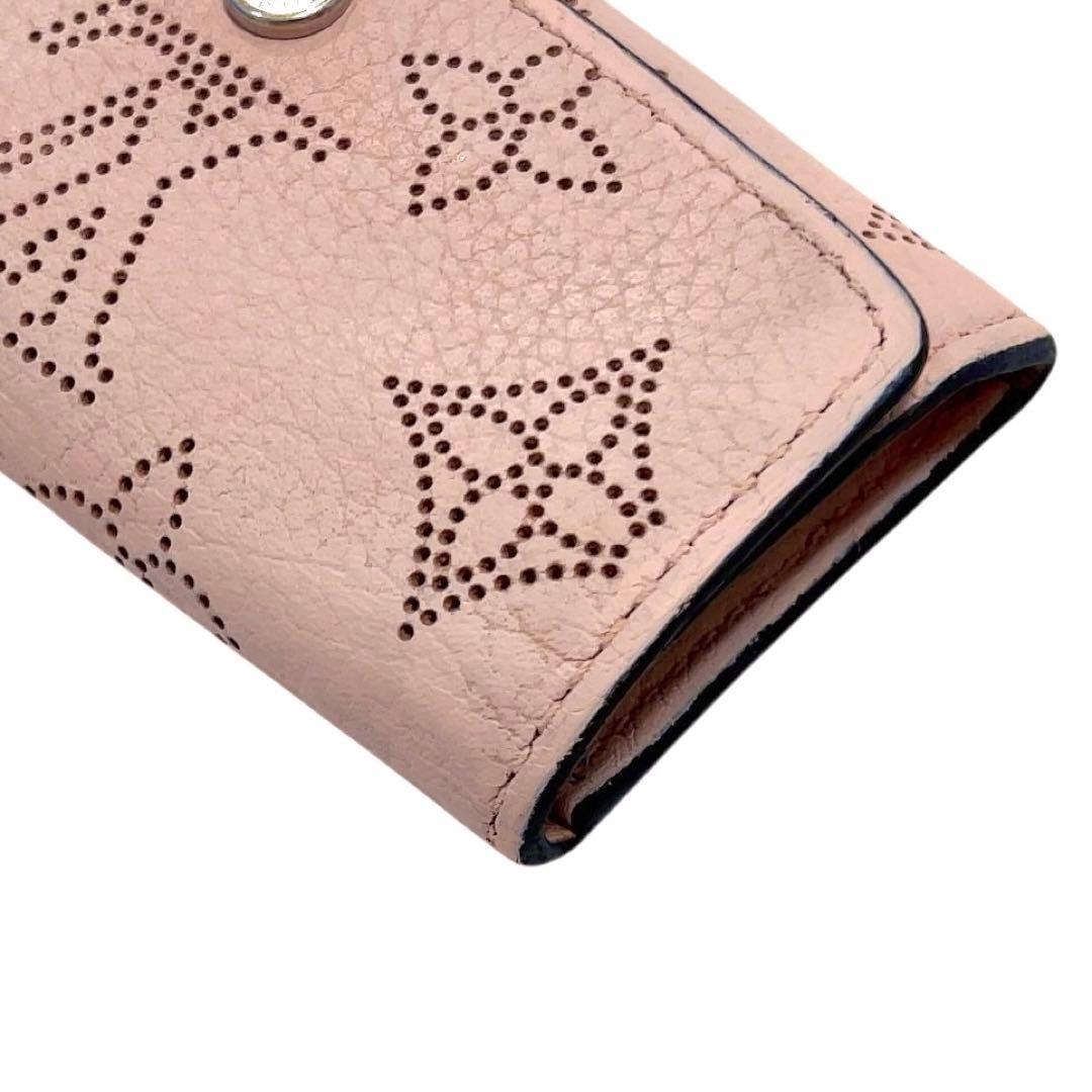 ルイヴィトン キーケース マヒナ ミュルティクレ 4連 革 ピンク M64056