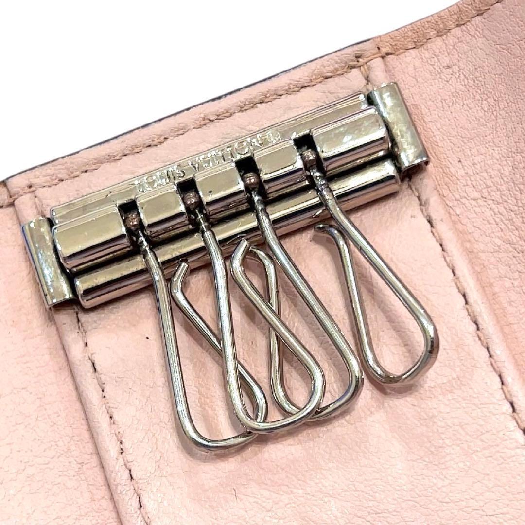 ルイヴィトン キーケース マヒナ ミュルティクレ 4連 革 ピンク M64056