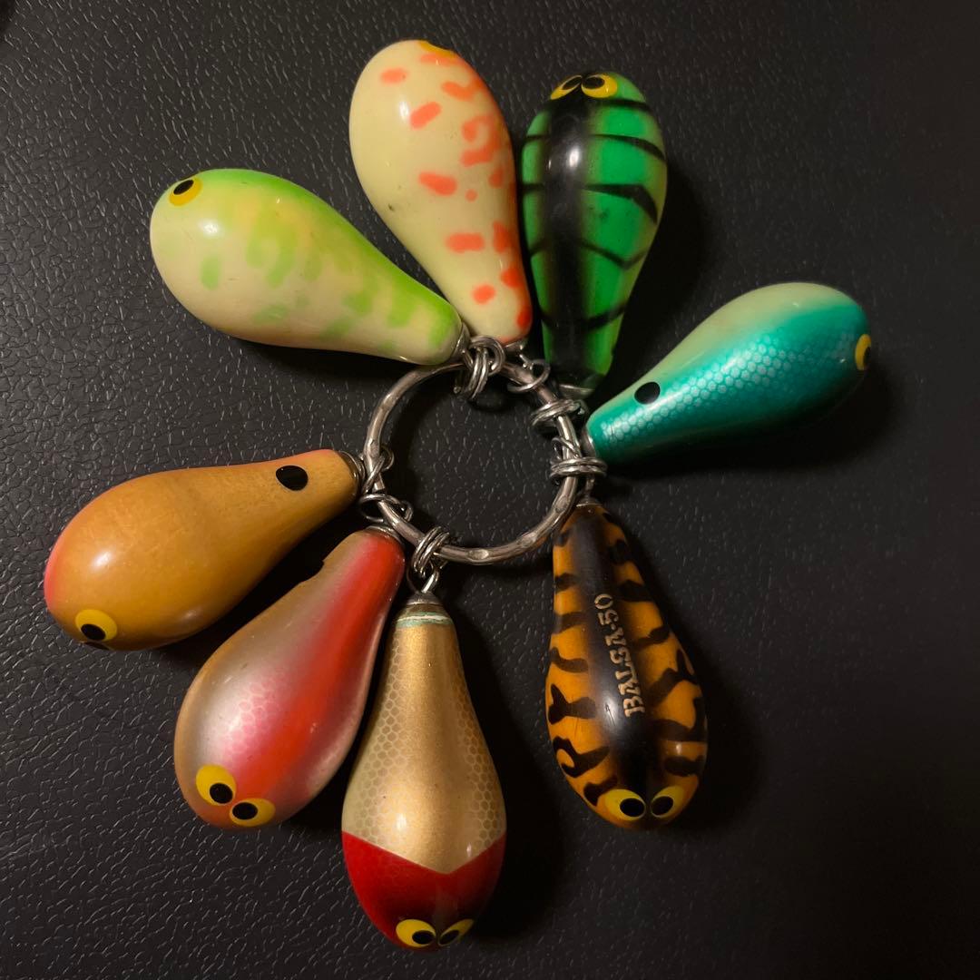 ザウルスバルサ50 キーホルダー8個セット