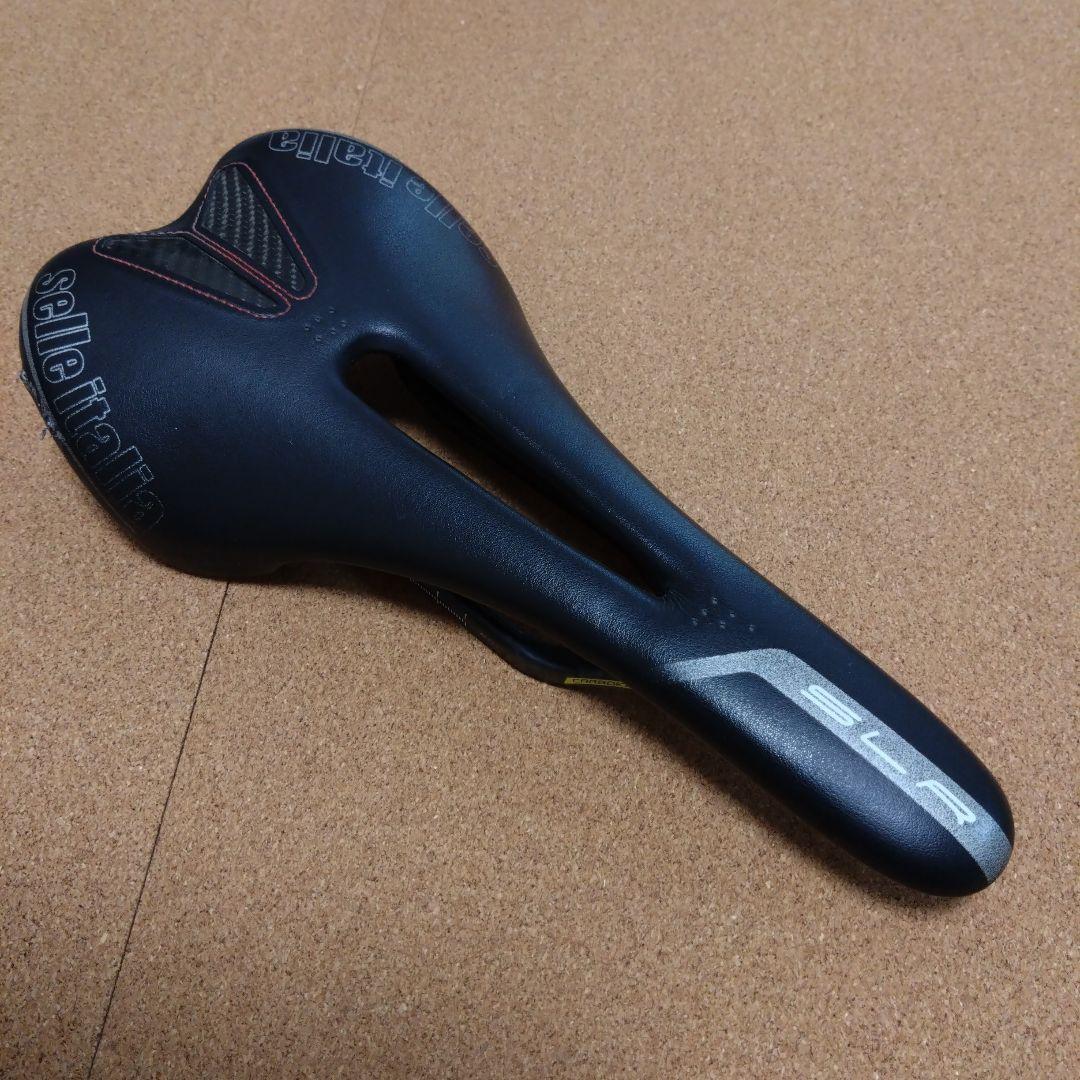 Selle Italia SLR ブラックサドル