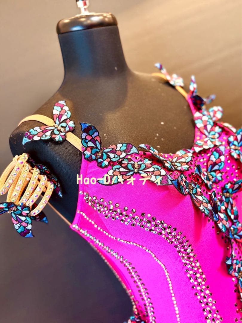 新品★ラテンドレス★リズム★蝶々★社交ダンス★ピンク★競技