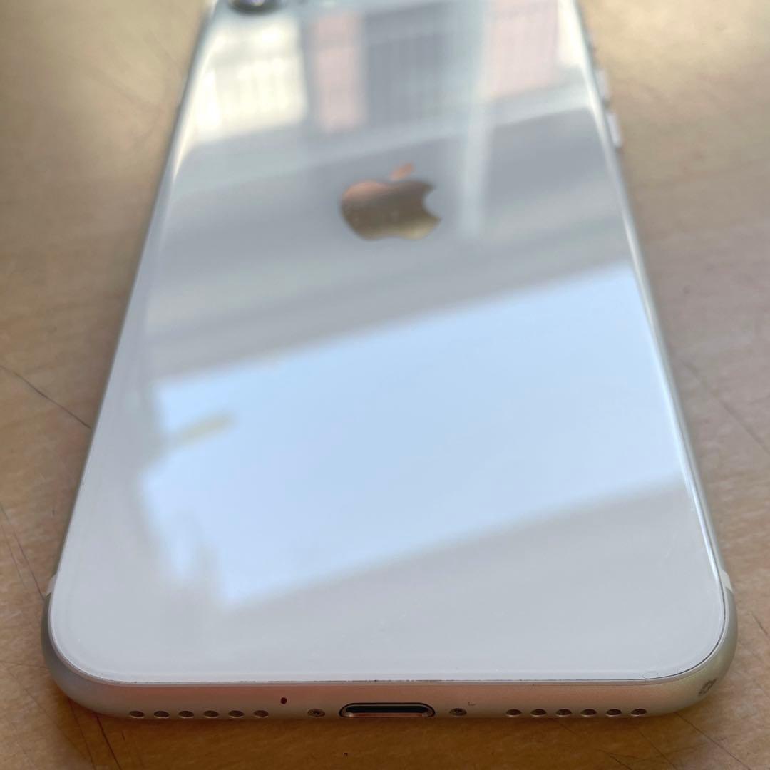 iPhone SE 第2世代　ホワイト　64GB A2296 #4