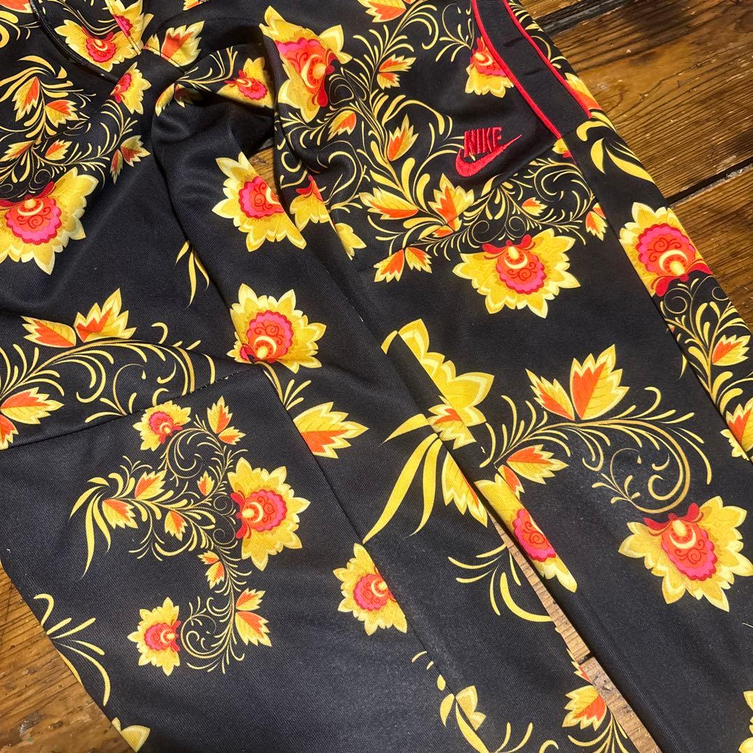 NIKE花柄ジャージセット