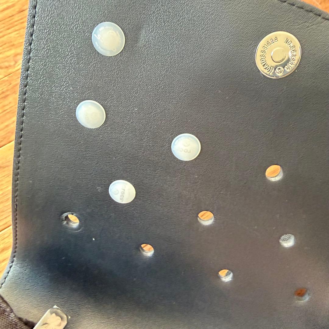 【専用です】未使用品　クロックス　クラシッククロスボディー　ショルダー　ブラック