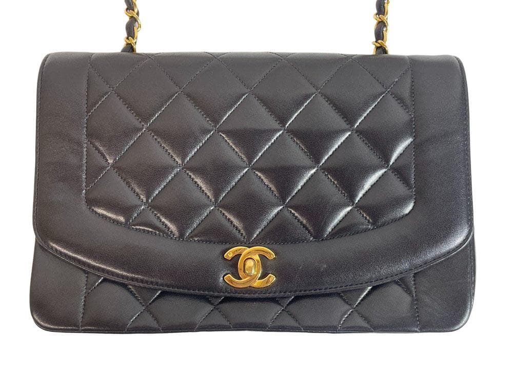 シャネル 2番台 ショルダーバッグ マトラッセ 22 ダイアナ MBZ027