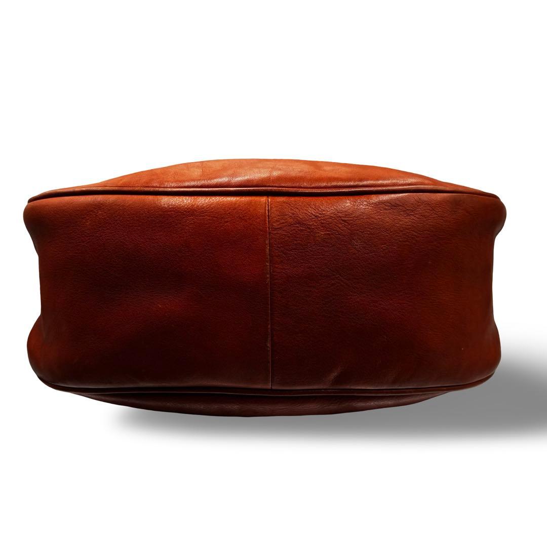 【ヴィンテージ】イルビゾンテ　ショルダーバッグ　オールレザー　茶　ロゴ型押し