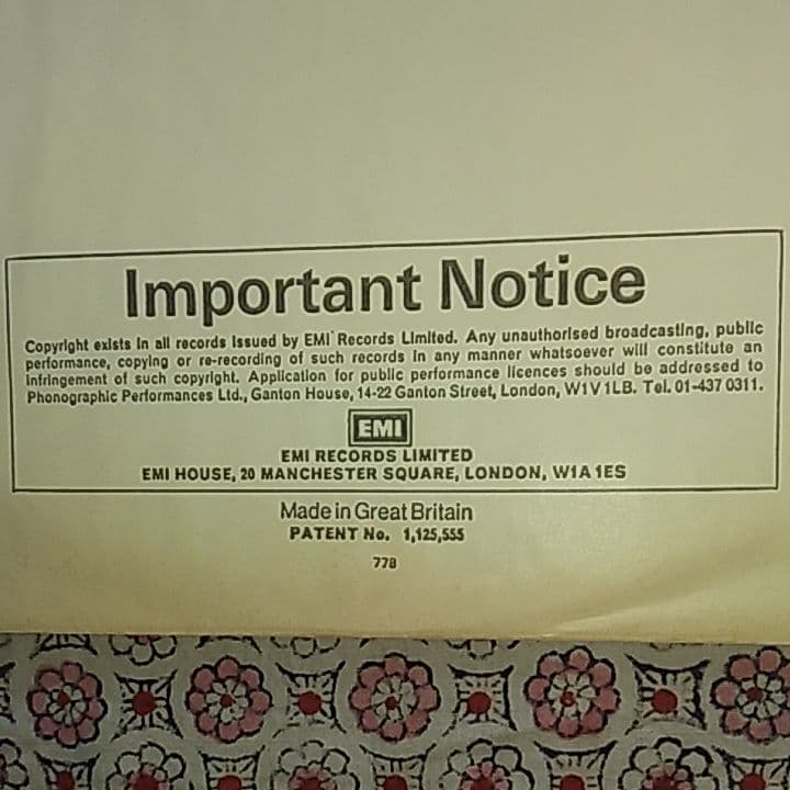 ザ・ビートルズ　　　　　　　　　ラブ　ソングス