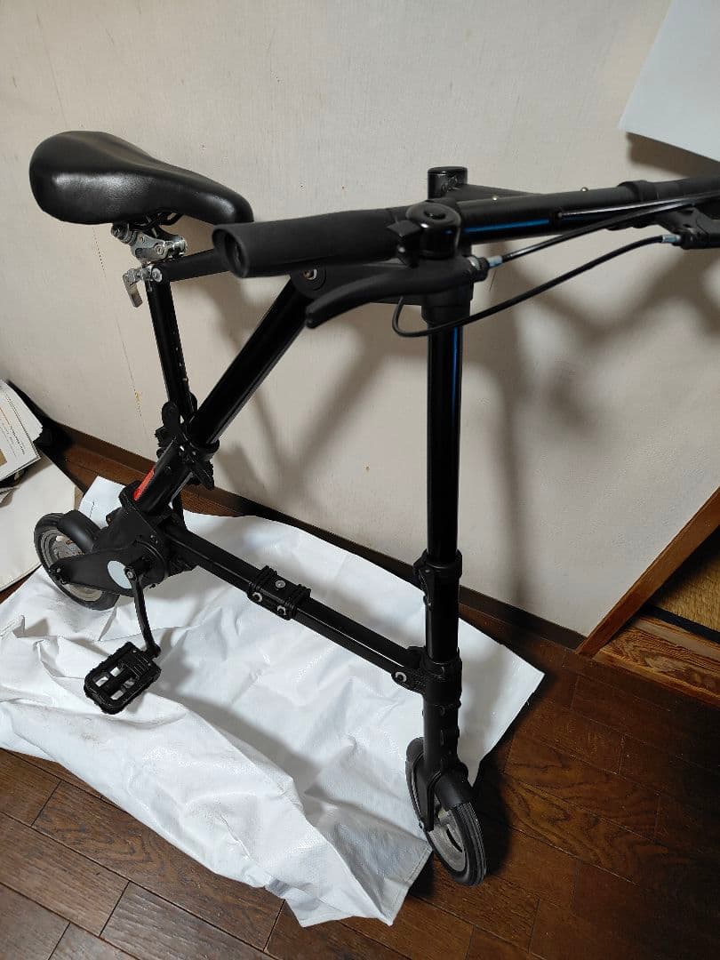8インチ折りたたみ自転車 ブラック